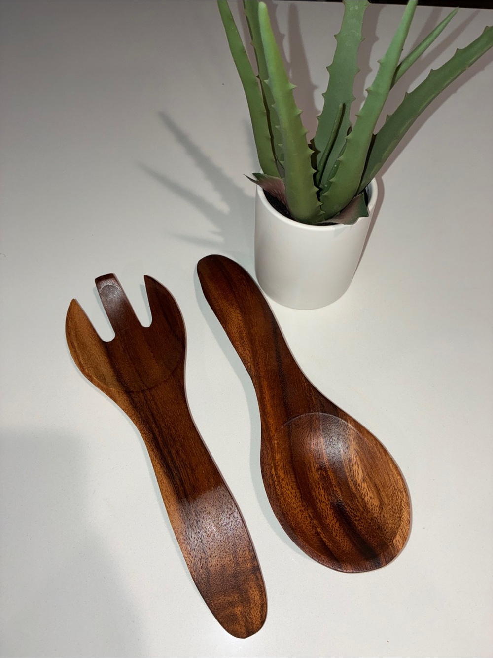 WOODEN Salad Serving Spoon/Fork Set. Like New Rich Beautiful Brown Grain & Style - Picture 5 of 6